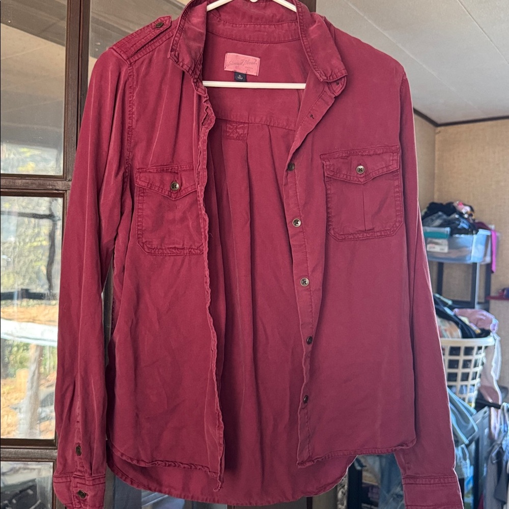 Universal Thread Maroon Top